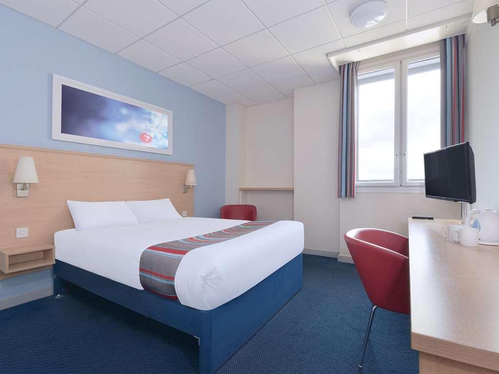 Travelodge Birmingham Central Broadway Plaza Oda fotoğraf